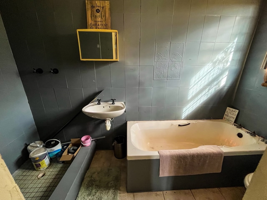 4 Bedroom Property for Sale in Bothasrus Eastern Cape